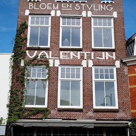 Stadslogement Valentijn Sneek Exterior photo
